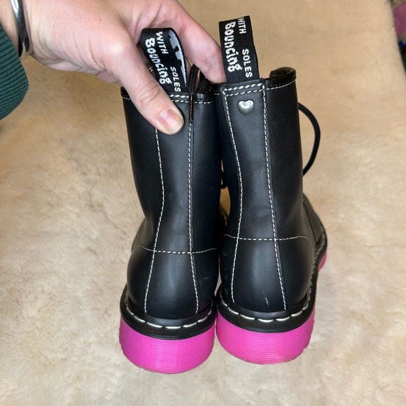 Dr. Martens 1460 Pink Sole Wanama Leather Jungle Zip Boots 6 - Picture 8 of 10